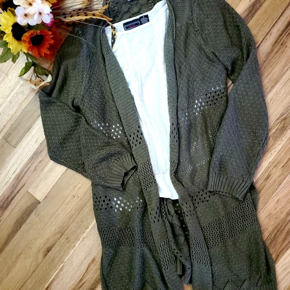 Jane Street olive Green dress down pullover